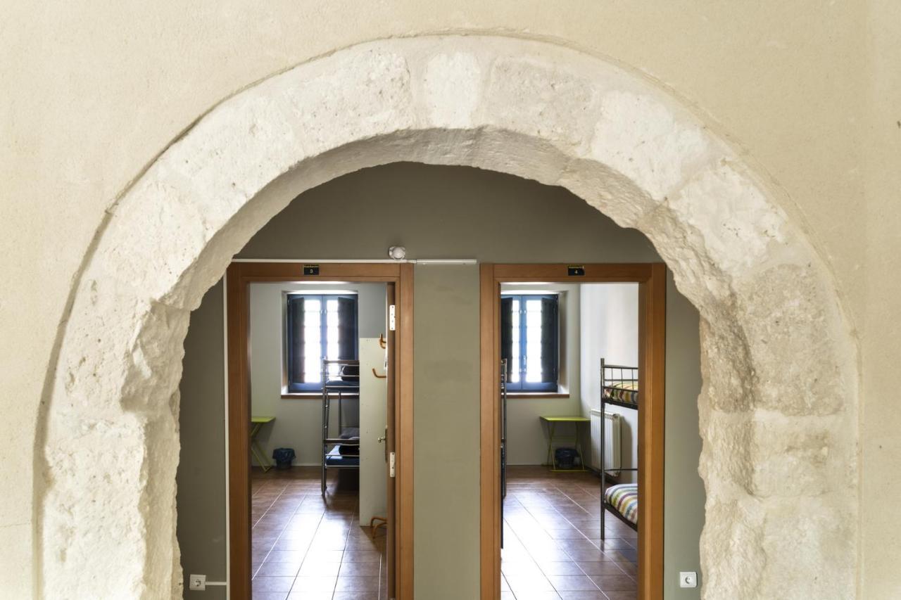 Albergue De Cuéllar Dış mekan fotoğraf